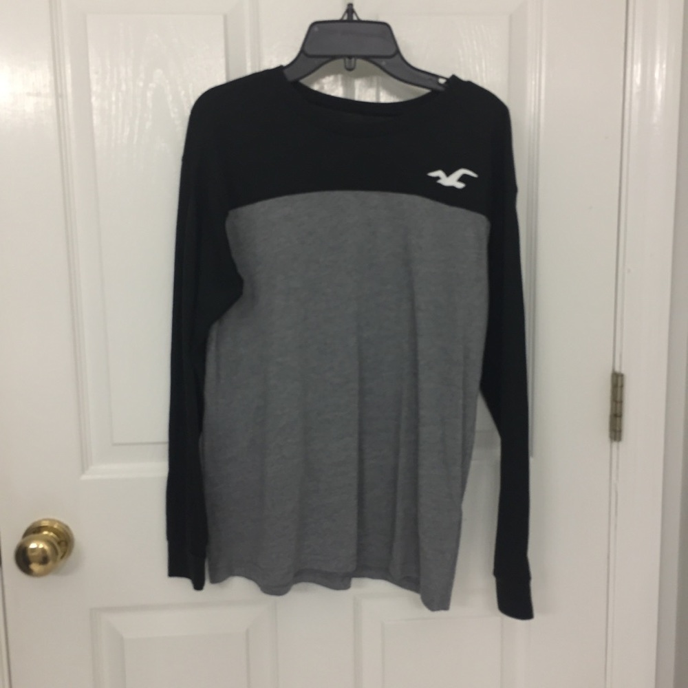 Hollister Long Sleeved Tee
